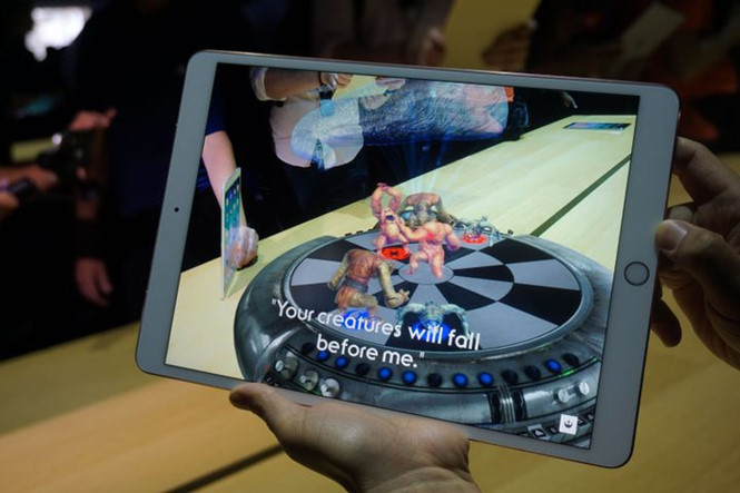 Hé lộ thông tin tai nghe thực tế ảo của Apple